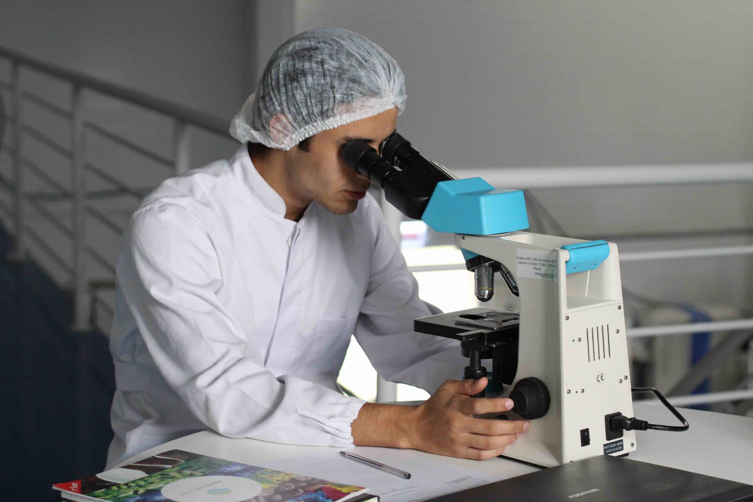 Medical employee working in lab