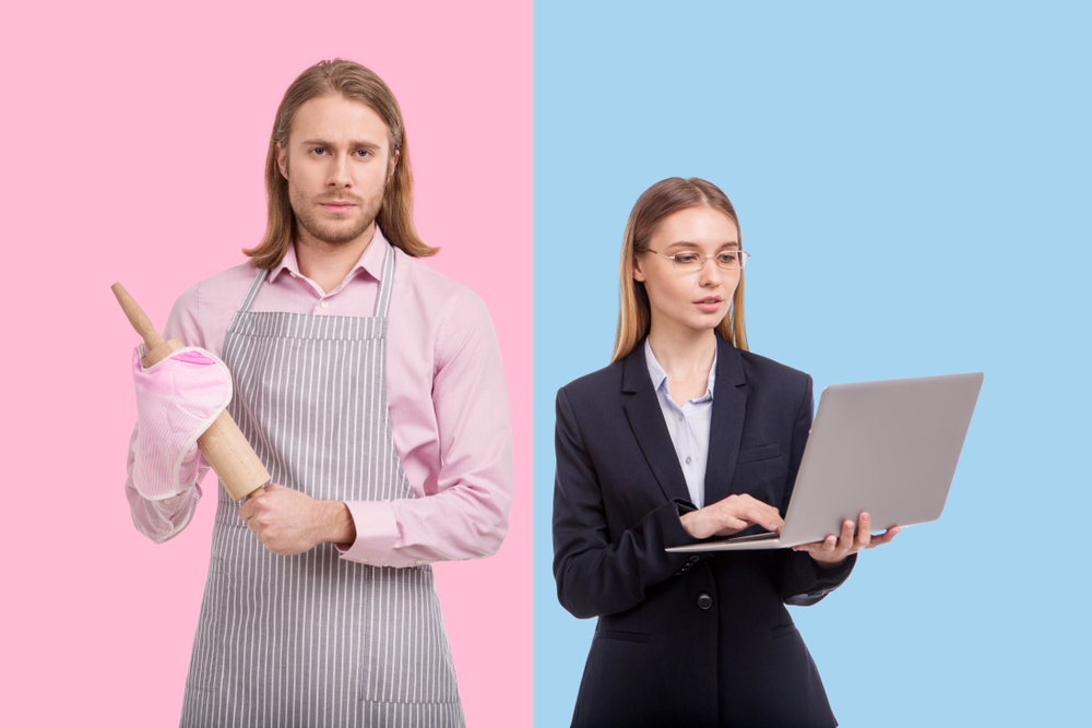 Destroying,Gender,Stereotypes.,Charming,Young,Man,In,An,Apron,Posing