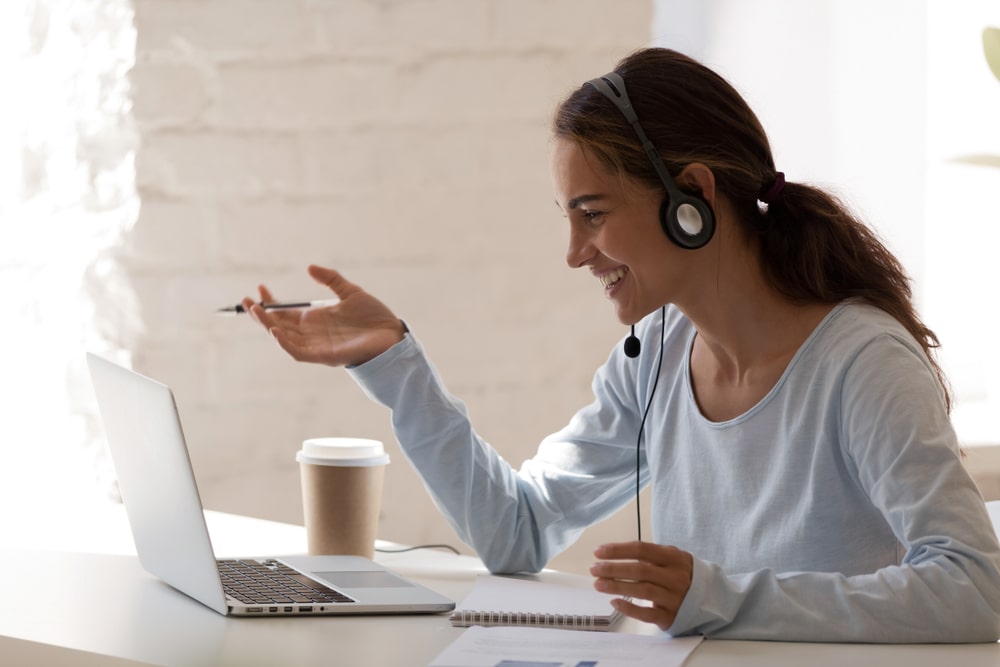 a young woman in an online meeting